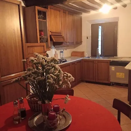 House Between Florence And Pisa